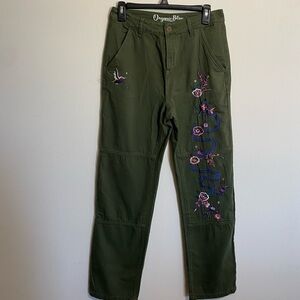 Green Ankle-Length Pants with Floral Embroidery